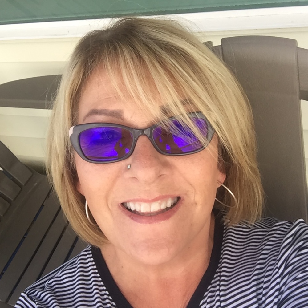 Meet your Posher, Shelley